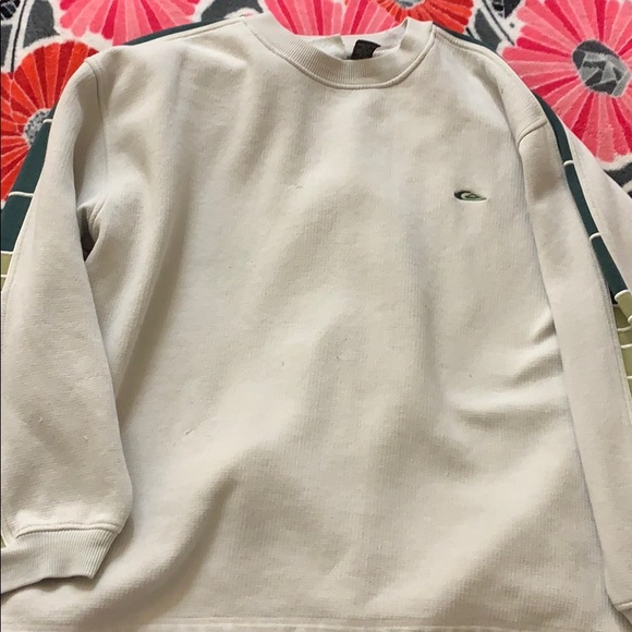 large pull over - Picture 1 of 1